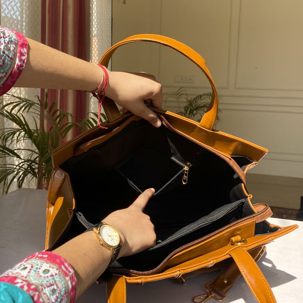 Max Tote - Tan brown