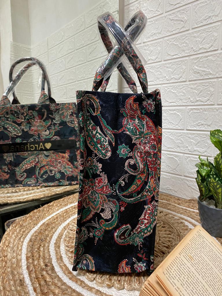 Textbook tote (customized)